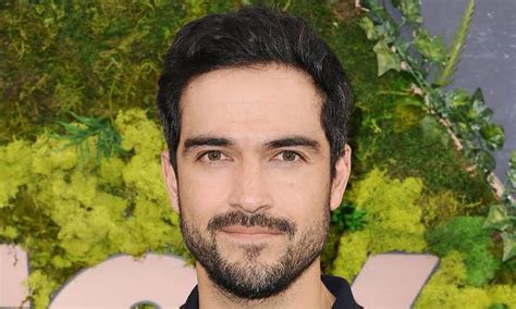 Alfonso Herrera Bio, Age, Height, Wife, Net Worth Movies and Tv .